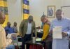 Mongala : Makaka Pap’Ekaka préside la signature d’un protocole d’accord sur la distribution des moustiquaires