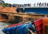 Kasaï : un camion termine sa course dans l’eau au pont Kaluebo