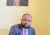 Kwango : Cox Kokow Muyangi interpelle le Gouvernement sur les infrastructures et l’électricité